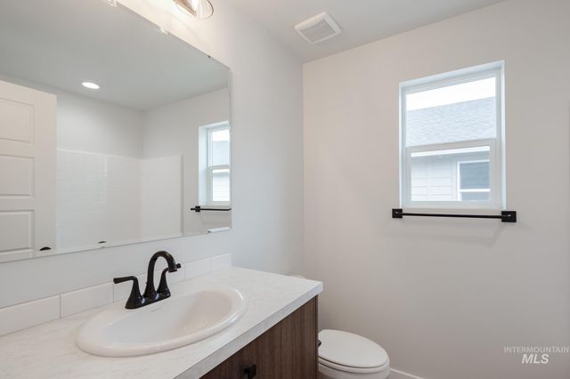 2192 S Border Way, Meridian, ID 83642