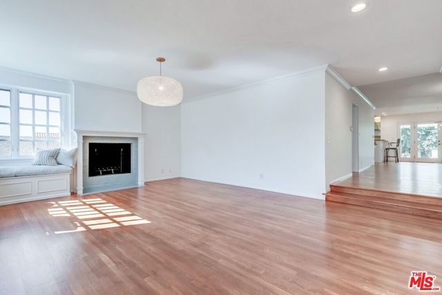 13203 Dewey Street, Los Angeles, CA 90066