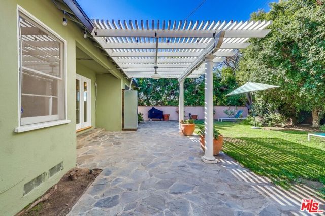 13203 Dewey Street, Los Angeles, CA 90066