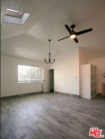 13203 Dewey Street, Los Angeles, CA 90066