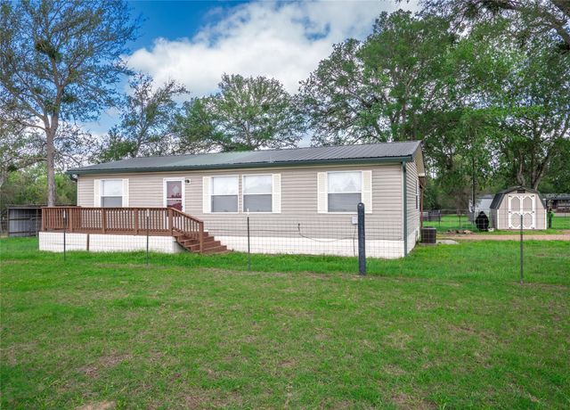 279 Highline DR, Bastrop, TX 78602