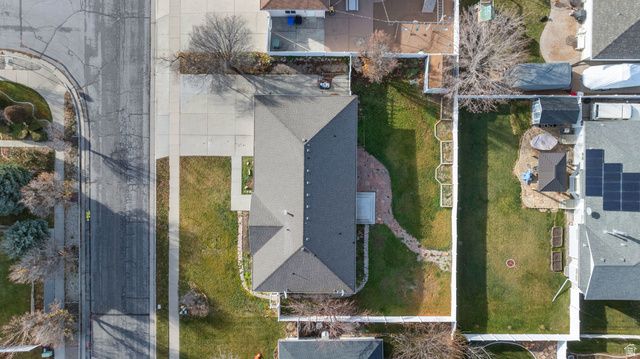 4976 W WOOD SPRING DR, West Jordan, UT 84081