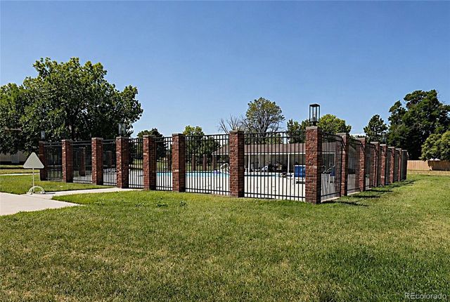 3355 S Flower Street 90, Lakewood, CO 80227
