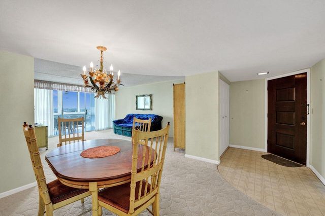 301 Lake Shore Drive 809, Lake Park, FL 33403