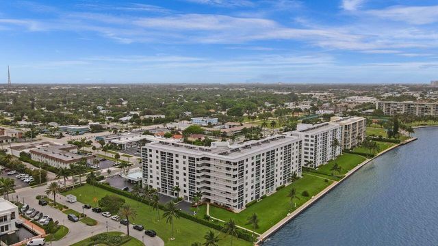 301 Lake Shore Drive 809, Lake Park, FL 33403