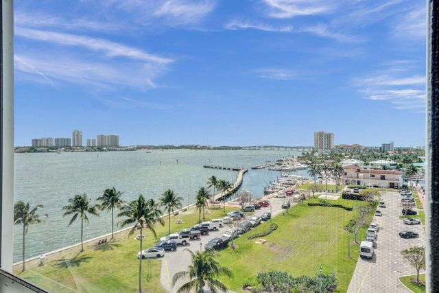 301 Lake Shore Drive 809, Lake Park, FL 33403