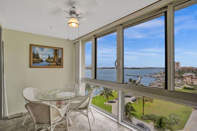 301 Lake Shore Drive 809, Lake Park, FL 33403
