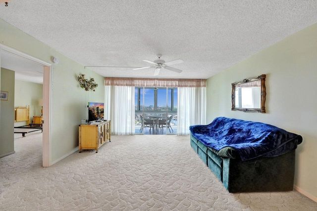 301 Lake Shore Drive 809, Lake Park, FL 33403