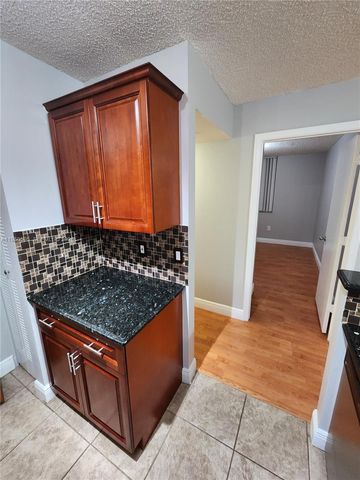 2051 Renaissance Blvd 203, Miramar, FL 33025