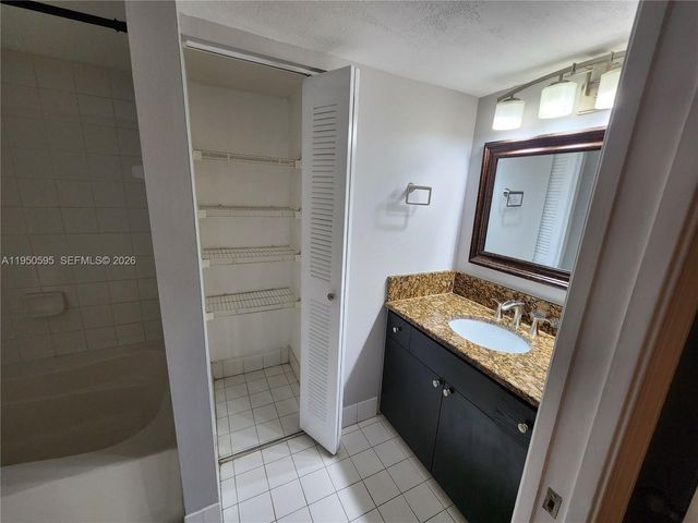 2051 Renaissance Blvd 203, Miramar, FL 33025