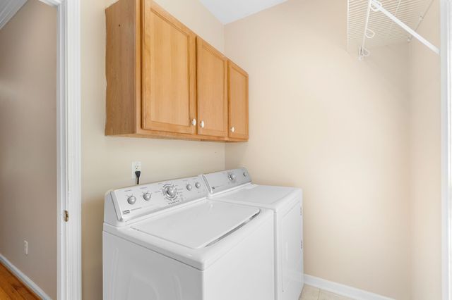 1034 Ridglea Dr, Burns, TN 37029