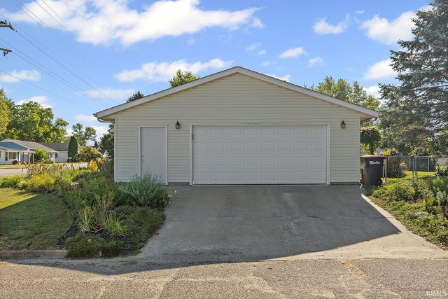 301 E Sycamore Street, Attica, IN 47918