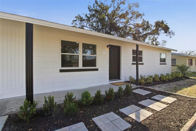 2575 EDMOND CIRCLE, Auburndale, FL 33823