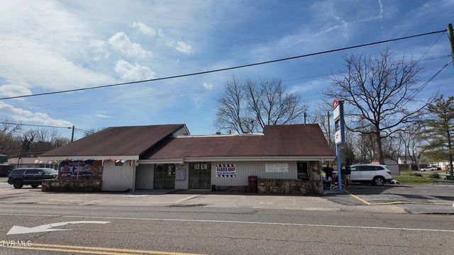 1001 North Roan Street, Johnson City, TN 37601