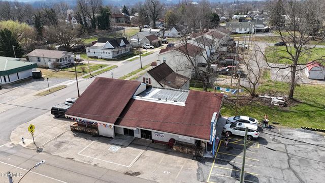 1001 North Roan Street, Johnson City, TN 37601