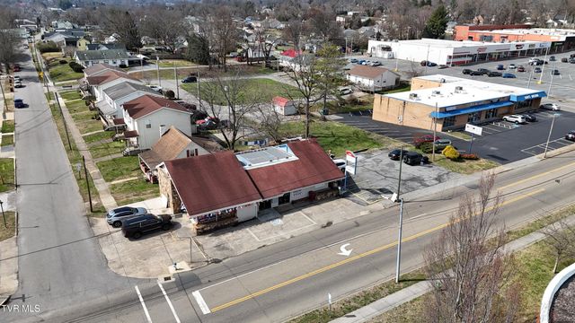 1001 North Roan Street, Johnson City, TN 37601