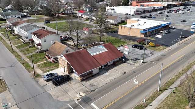 1001 North Roan Street, Johnson City, TN 37601