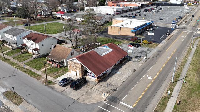 1001 North Roan Street, Johnson City, TN 37601