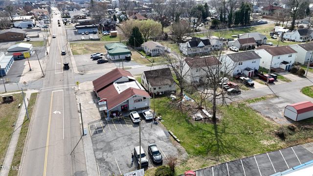 1001 North Roan Street, Johnson City, TN 37601