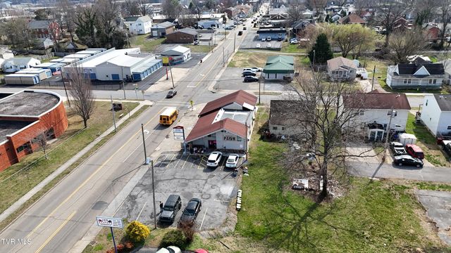 1001 North Roan Street, Johnson City, TN 37601