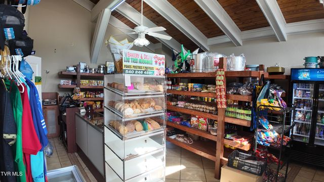 1001 North Roan Street, Johnson City, TN 37601