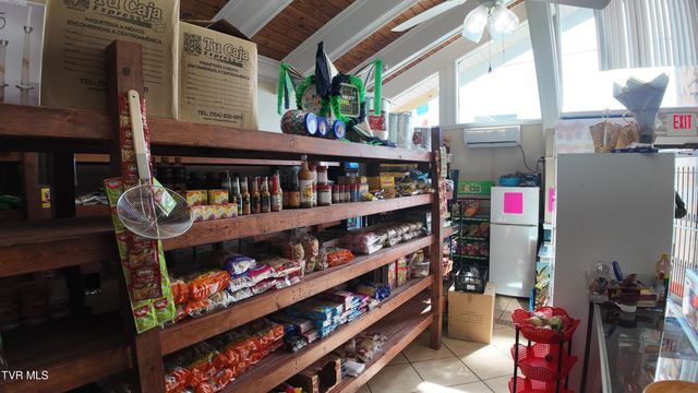 1001 North Roan Street, Johnson City, TN 37601