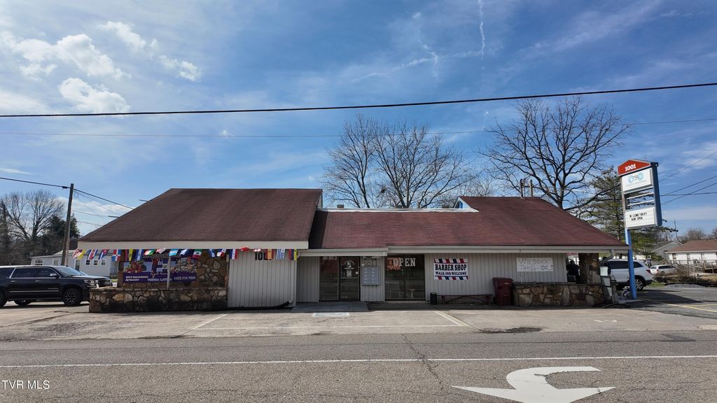 1001 North Roan Street, Johnson City, TN 37601