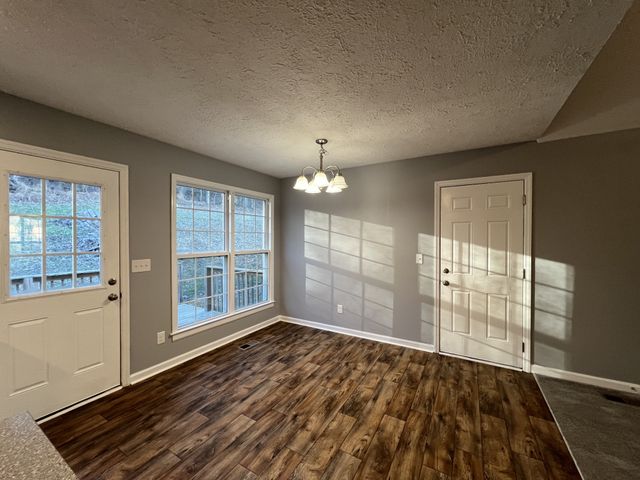 750 Bunker Hill Rd, Pulaski, TN 38478