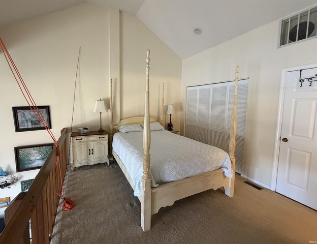 4050 E Eagle Bay Drive, Bloomington, IN 47401