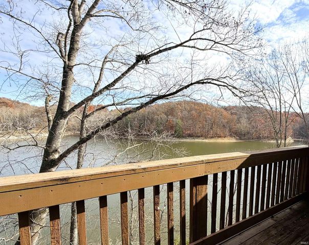 4050 E Eagle Bay Drive, Bloomington, IN 47401