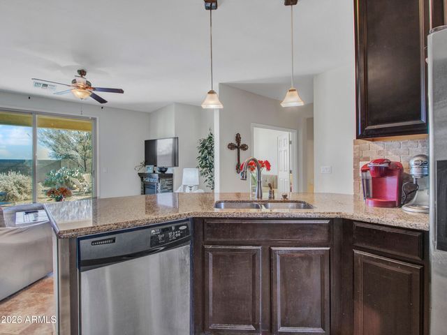 17579 W CEDARWOOD Lane, Goodyear, AZ 85338