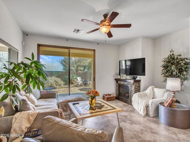 17579 W CEDARWOOD Lane, Goodyear, AZ 85338