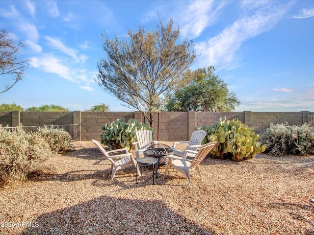 17579 W CEDARWOOD Lane, Goodyear, AZ 85338