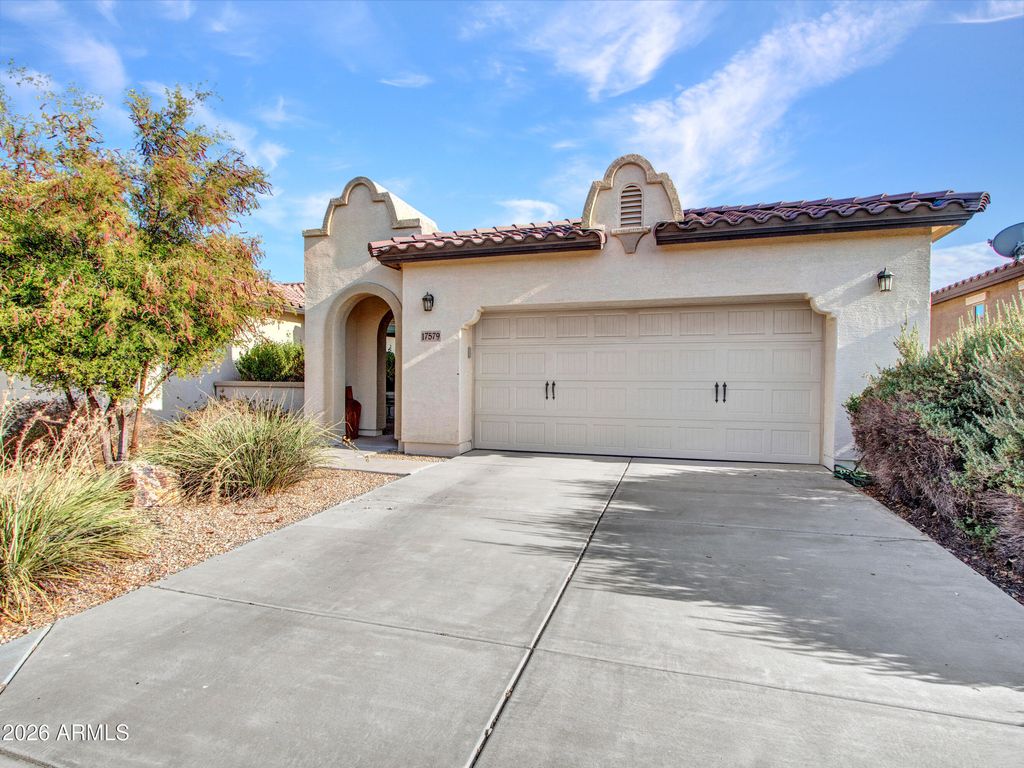 17579 W CEDARWOOD Lane, Goodyear, AZ 85338