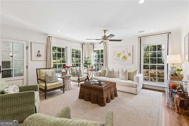 1005 Wadsworth Drive NW, Atlanta, GA 30318