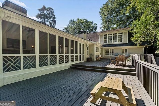 1005 Wadsworth Drive NW, Atlanta, GA 30318