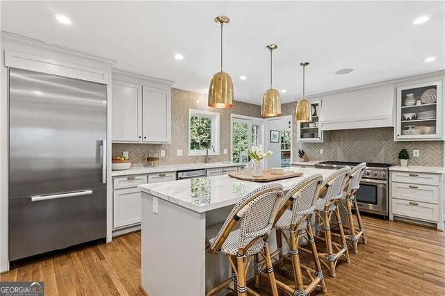 1005 Wadsworth Drive NW, Atlanta, GA 30318