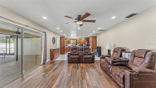 1638 YEOMANS PATH, Lakeland, FL 33809