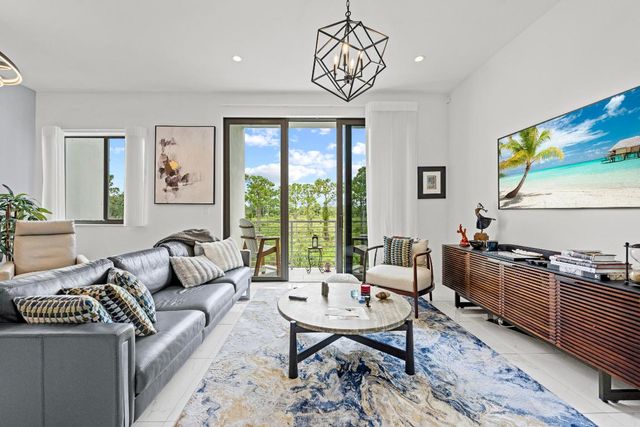 1811 NW 42nd Drive, Boca Raton, FL 33431