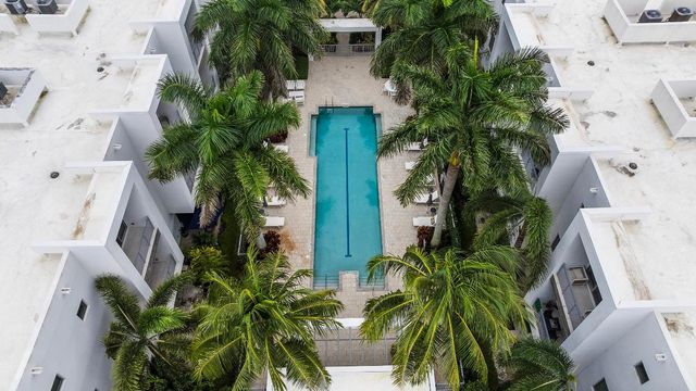 1811 NW 42nd Drive, Boca Raton, FL 33431