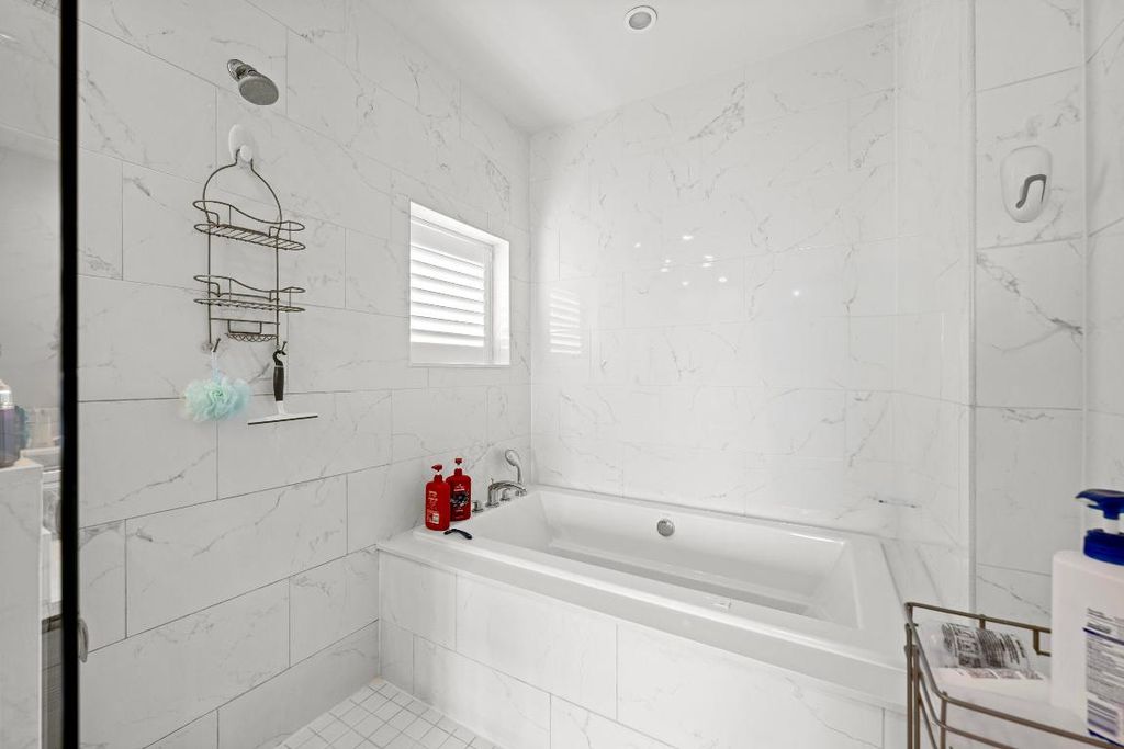 Image 33 of property listing at 1811 NW 42nd Drive, Boca Raton, FL 33431