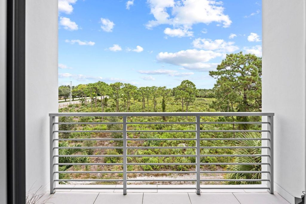 Image 36 of property listing at 1811 NW 42nd Drive, Boca Raton, FL 33431