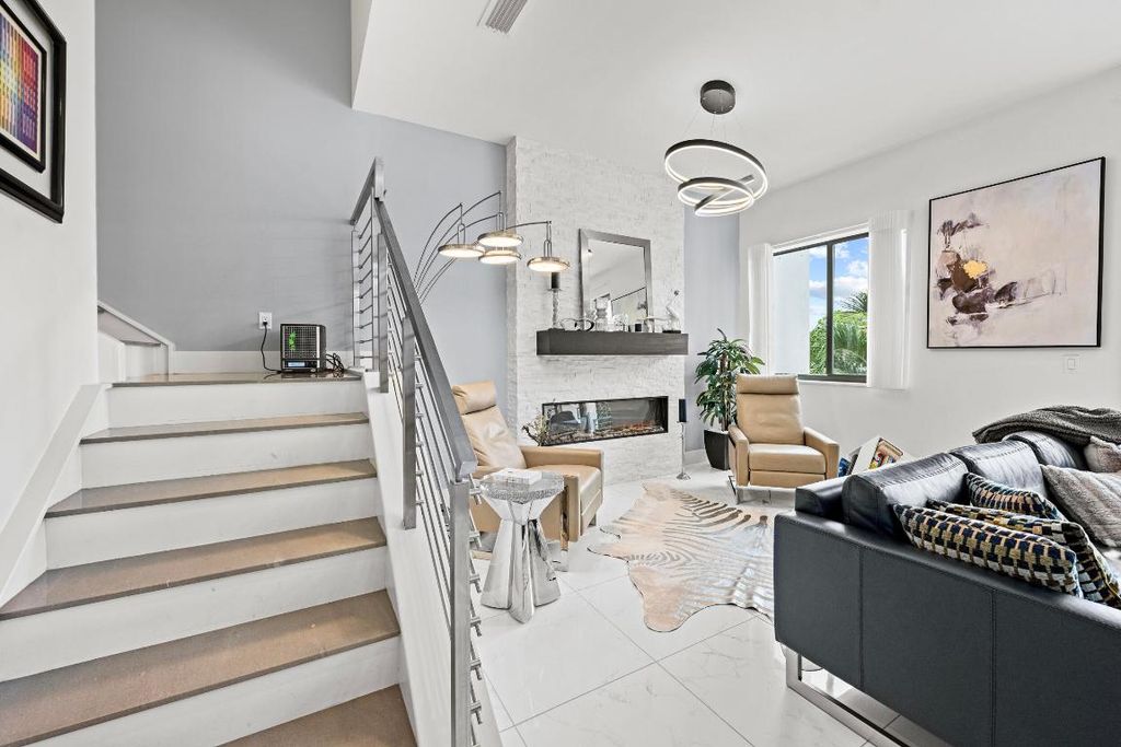 Image 8 of property listing at 1811 NW 42nd Drive, Boca Raton, FL 33431