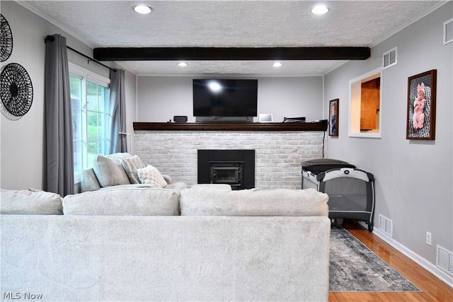 3045 Paradise Avenue, Canfield, OH 44406