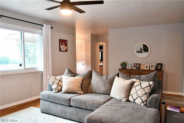 3045 Paradise Avenue, Canfield, OH 44406