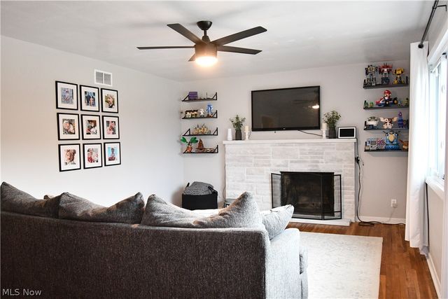 3045 Paradise Avenue, Canfield, OH 44406