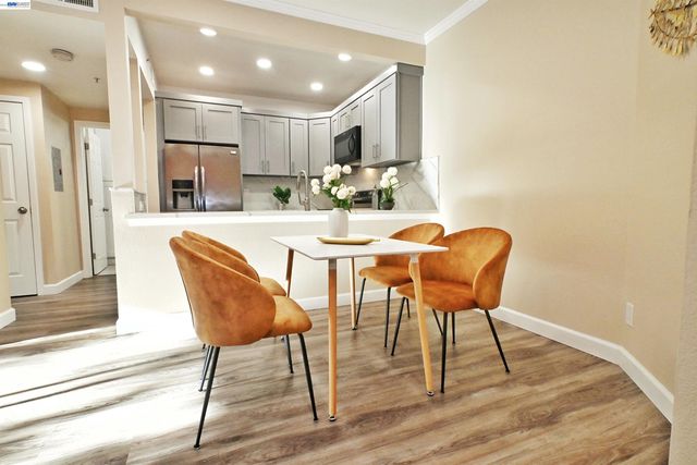 1256 Stanhope Ln. 258, Hayward, CA 94545