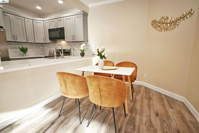 1256 Stanhope Ln. 258, Hayward, CA 94545