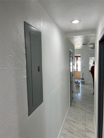 1490 NW 38th St 1490, Miami, FL 33142