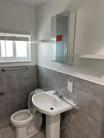 1490 NW 38th St 1490, Miami, FL 33142